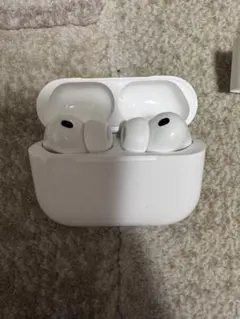 AirPods Pro 3　本体　ケースカバー付き