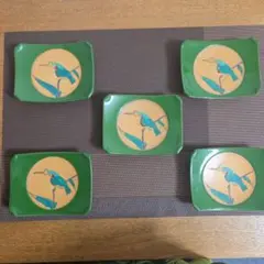 青い鳥デザインの緑色皿 5枚セット