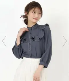 MISCH MASCH ポリデニムフリルブラウス ネイビー Fサイズのサムネイル