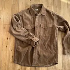 ブラウン シャツ