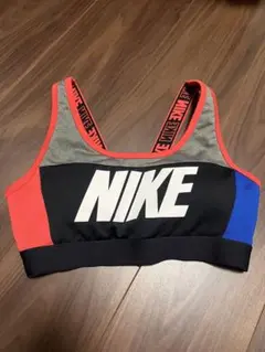 NIKE スポーツブラ　トレーニング　S