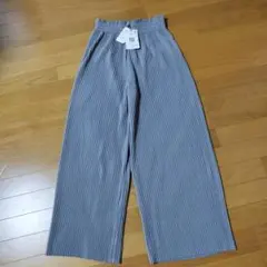 新品タグ付　プリーツワイドパンツ　グレー　JUNOAH