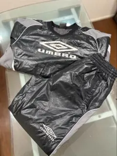 UMBRO ピステ上下 ブラック/グレー