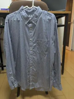 ユニクロ　使用済み　青と白のストライプ 長袖シャツ　XL