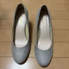 グレー スエード プレーンパンプス ヒール