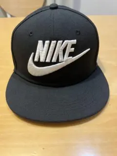 NIKE キャップ ブラックのサムネイル