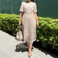 一度短時間着用　クード シャンス【洗えるプリーツ加工】ドットのプリーツワンピース