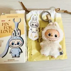 【A】ラブブ PIN FOR LOVE （A-M）イニシャルぬいぐるみペンダント