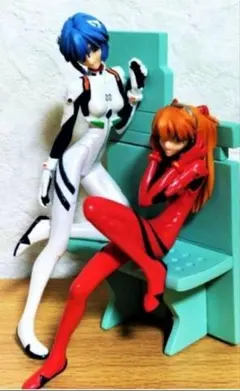 新世紀エヴァンゲリオン貞本義行コレクション【 レイ＆アスカ 】未使用品☆美品☆