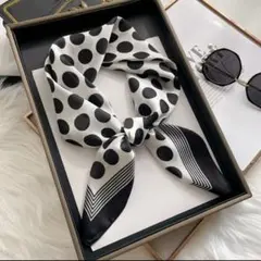 スカーフ 白黒 ドット シルク風 モノトーン おしゃれ バッグアクセサリー 韓国