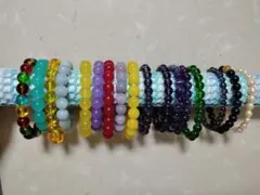 カラフルビーズブレスレット。一枚の値段。即、購入不可