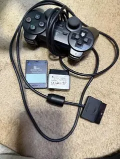 PS2 DualShock 2 コントローラーとメモリーカード