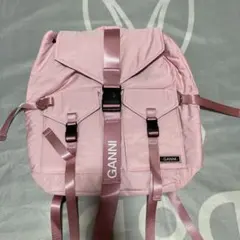 未使用 GANNI オリーブグリーン リュック - メルカリ