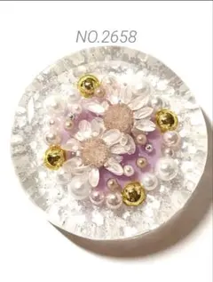 再販不可。うさぎレジンヘアゴムブローチ - メルカリ