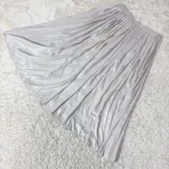 martinique光沢感のある上品なプリーツスカートのサムネイル