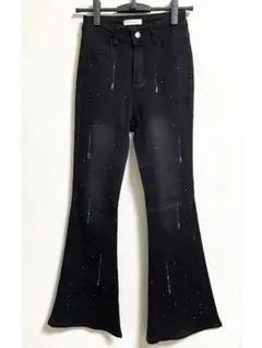 DHOLIC MINAGRAM ビジューフレアデニムパンツ Mサイズのサムネイル