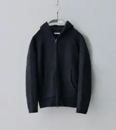 AZE KNIT CROPPED HOODIEのサムネイル