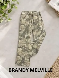 BRANDY MELVILLE カモ柄 迷彩 ズボン - メルカリ