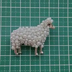 ブローチ ヒツジ パール 北欧 人気デザイン