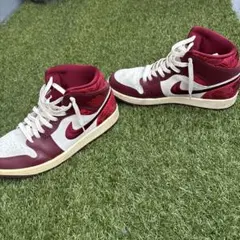 AIR JORDAN 1 Mid"Tiki Leaf"のサムネイル