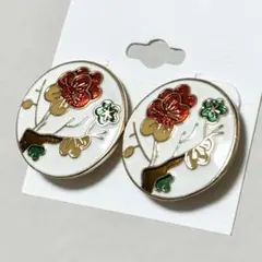 フラワー エナメルピアス ホワイト 花柄 和装 和柄 着物 イヤリング ★新品★