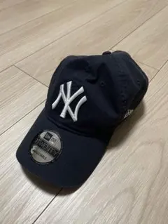 MoMA NEW ERA 9TWENTY NY ヤンキースキャップ　ネイビー