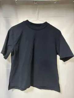 ユニクロ 黒Tシャツ Mサイズ