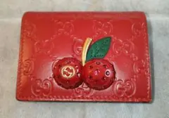 【希少品】GUCCI　グッチ　さくらんぼ　2つ折り財布