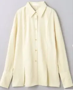 新品　タグ付き　KAYLE スリット シャツ