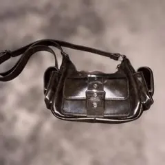 ダークブラウン ショルダーバッグ フロントポケット付き