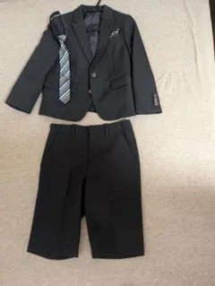 120サイズ 黒 フォーマル 卒園式入学式　Catherine Cottage