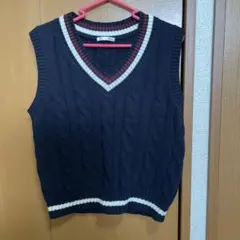 ネイビー ケーブルニット Vネックベスト