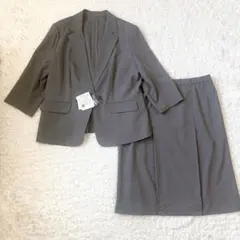 未使用タグ付　Sucre セットアップ スーツ 21号 大きいサイズ［A44］