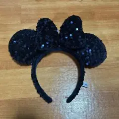ディズニー 黒カチューシャ【美品】