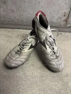 Mizuno サッカーシューズ・スパイク ホワイト　モレリアネオ