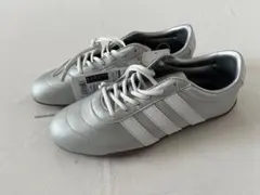 Item thumbnail for item b8adfc1a-b790-4a1f-b0c7-98ce260b4f3c