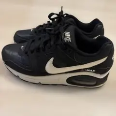 NIKE AIR MAX ブラックスニーカー