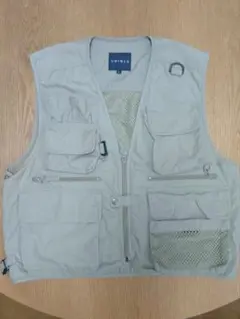 UNIQLO フィッシングベスト ベージュ　Lサイズ