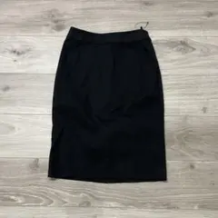 未使用★CdeC クードシャンス　黒いタイトスカート ひざ丈(34)