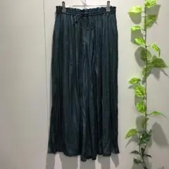 【any FAM】ワイド パンツ 無地 緑系 プリーツ風 サイズ2 M