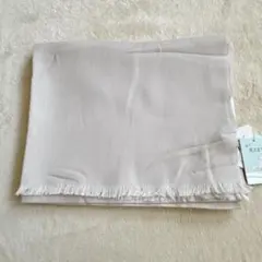 フルラ　薄手ストール　洗えるシルクカシミヤ　ベージュ系