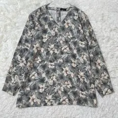 Durer 花柄ブラウス M グレー シルク100% Vネック 長袖 総柄のサムネイル