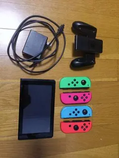 Nintendo Switch 本体 + Joy-Con 付属