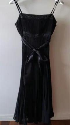 MK MichelKLEIN　黒いプリーツパーティードレス