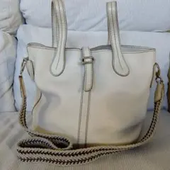 TODS アイボリー トートバッグ