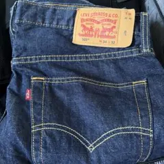 新品】Levi
