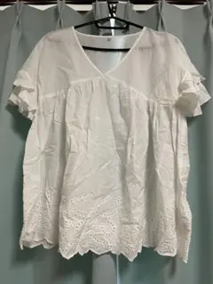 ⭐︎プレゼント付き⭐︎ホワイトフリル袖トップス M