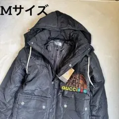 新品タグ付き　フード付きジャンパー　ブルゾン　黒　M