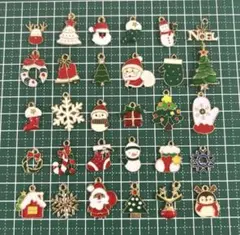 B.クリスマスチャーム　アクセサリーチャーム　ハンドメイドパーツ　30個