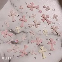 ネイルパーツ★nailピンクベージュ　クロス　クロムパーツ　十字架